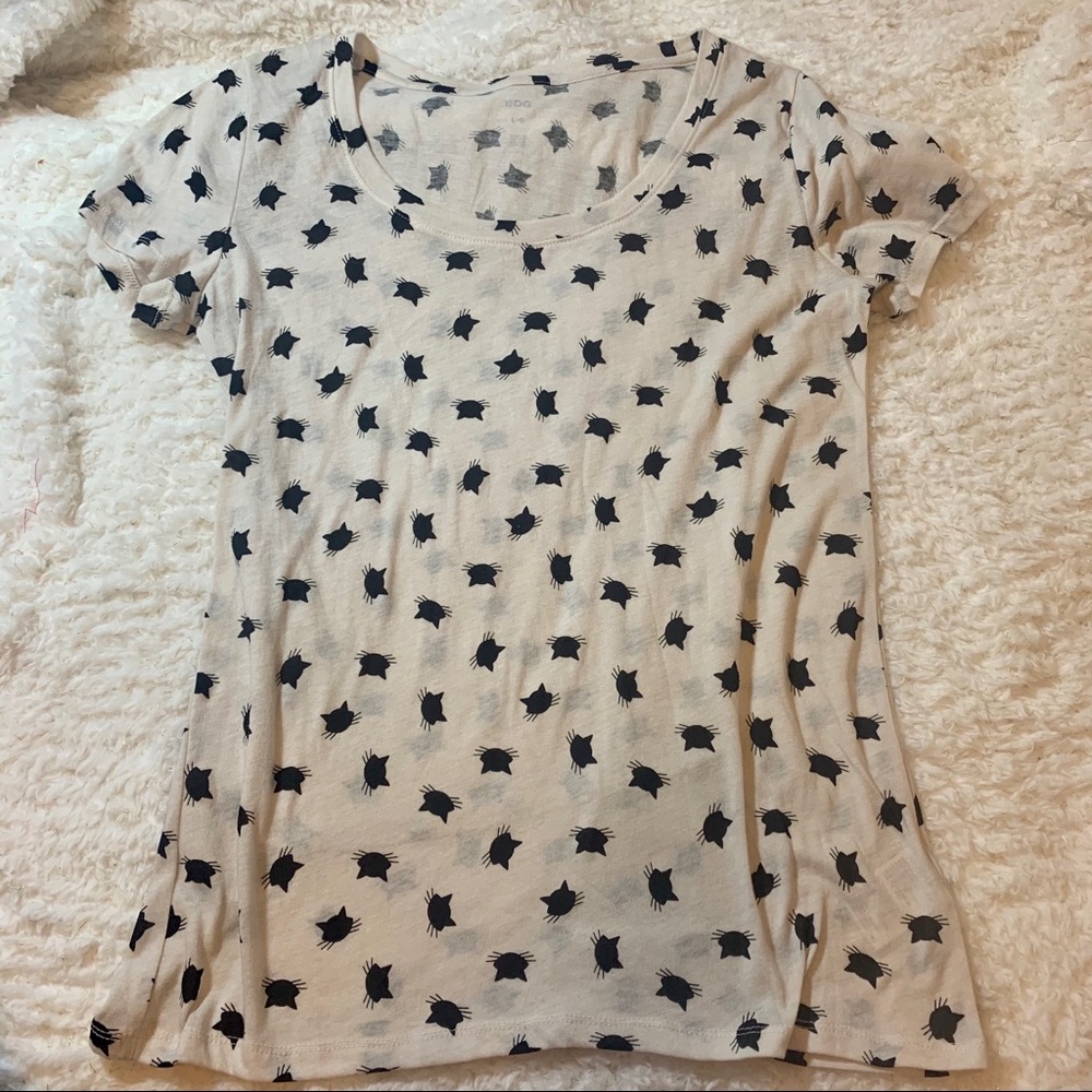 BDG/Urban Outfitters cat silhouette tshirt
